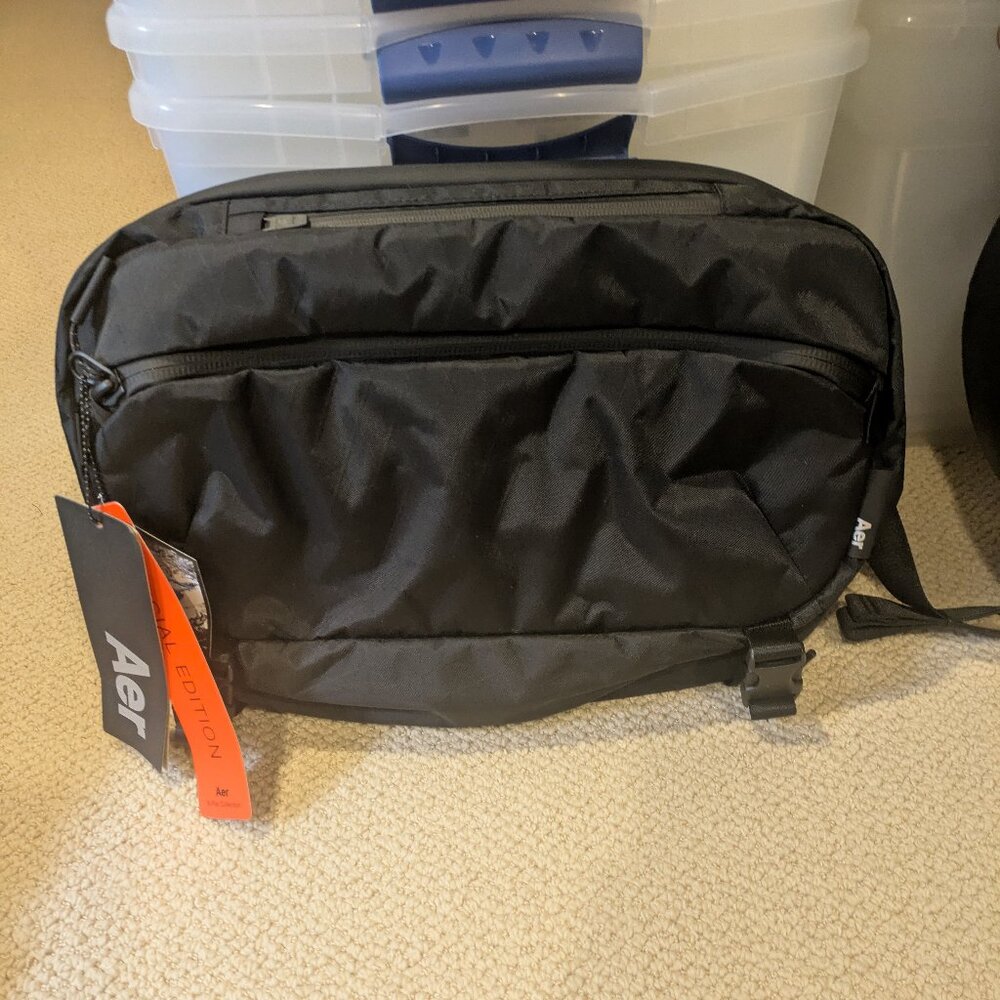 Aer Travel Sling 2 -Pac